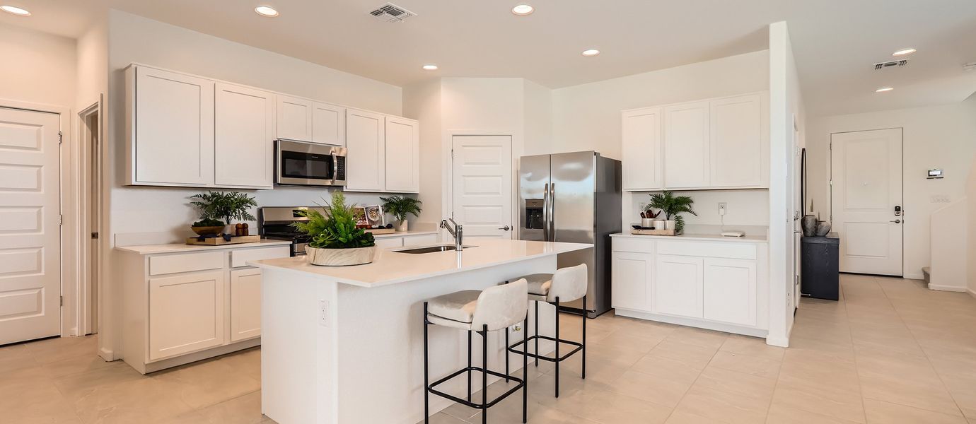 3059 Pacifica Kitchen 1of3 F1