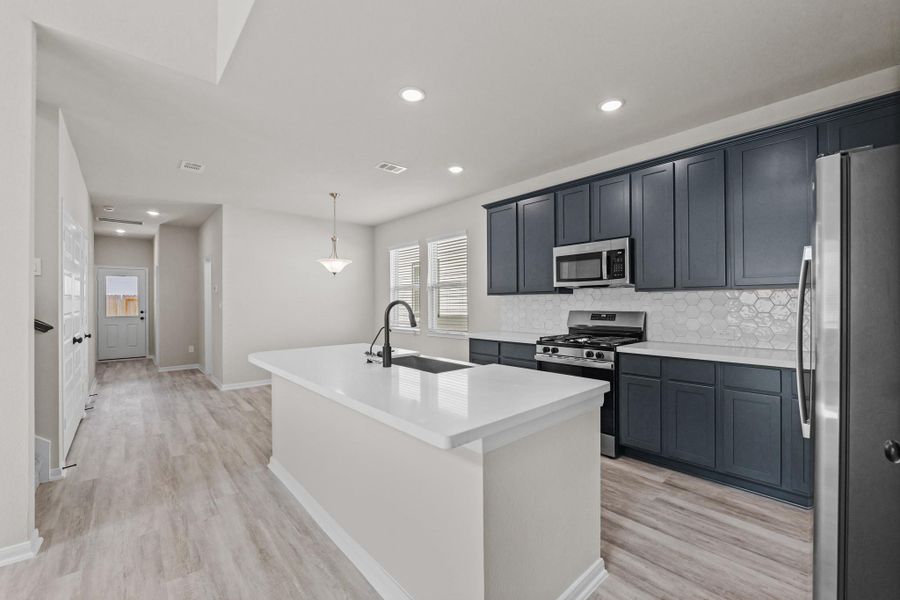 Stunning kitchen (*Photo not of actual home and used for illustration purposes only.) Stunning kitchen (*Photo not of actual home and used for illustration purposes only.)
