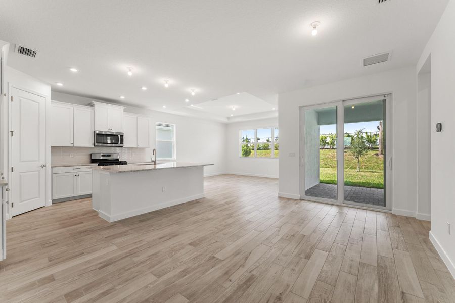 Image 15 of a home in Tradition - Telaro.