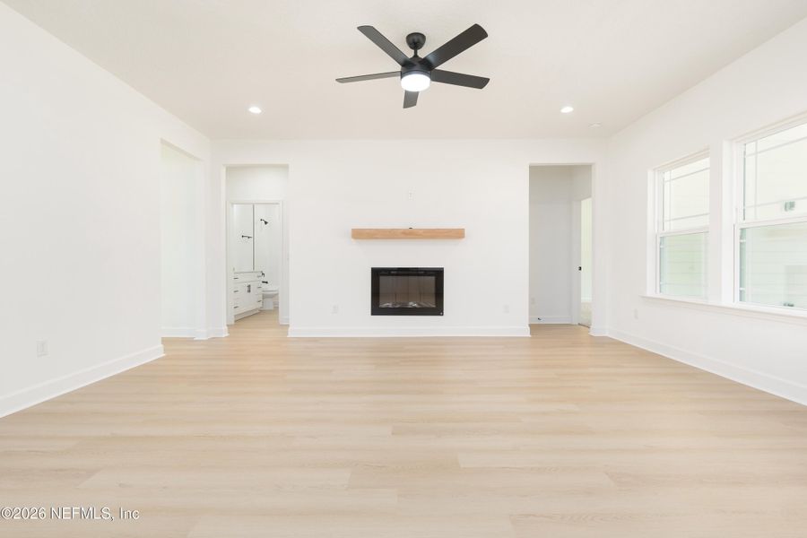 Spacious, unfurnished interior of a new home in , Bryceville (Image 9).