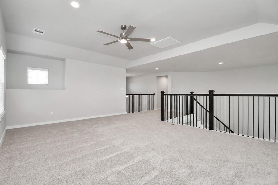 Sample photo of completed home with similar floor plan. Actual colors and selections may vary. Sample photo of completed home with similar floor plan. Actual colors and selections may vary.