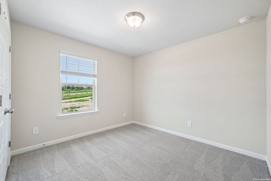 Spacious, unfurnished interior of a new home in Arcadia Ridge - Premier Series, San Antonio (Image 25).