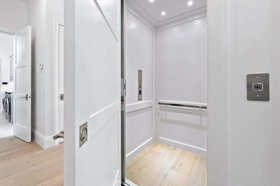 ELEVATOR