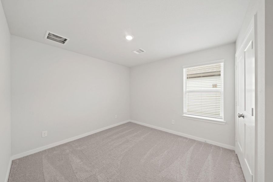 Spacious, unfurnished interior of a new home in Magnolia Springs, Montgomery (Image 20).
