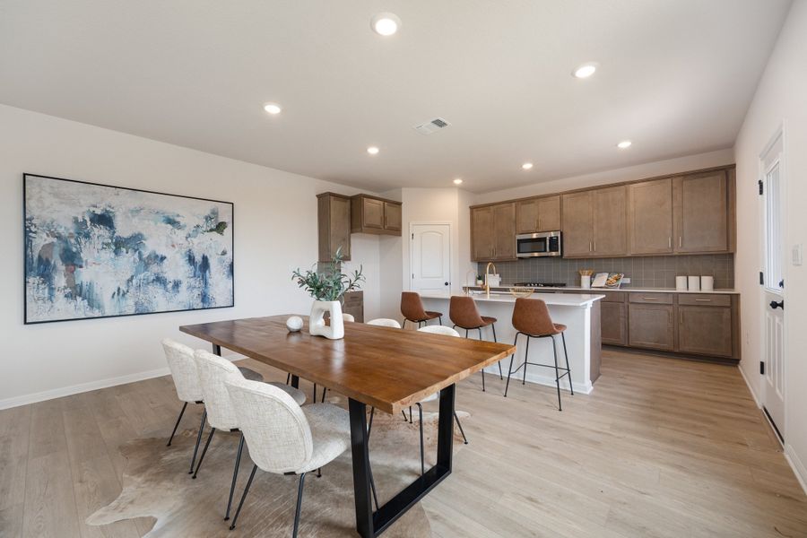 Representative furnished interior of a home built from the Sierra by Ashton Woods in Berry Creek Highlands, Georgetown (Image 13).
