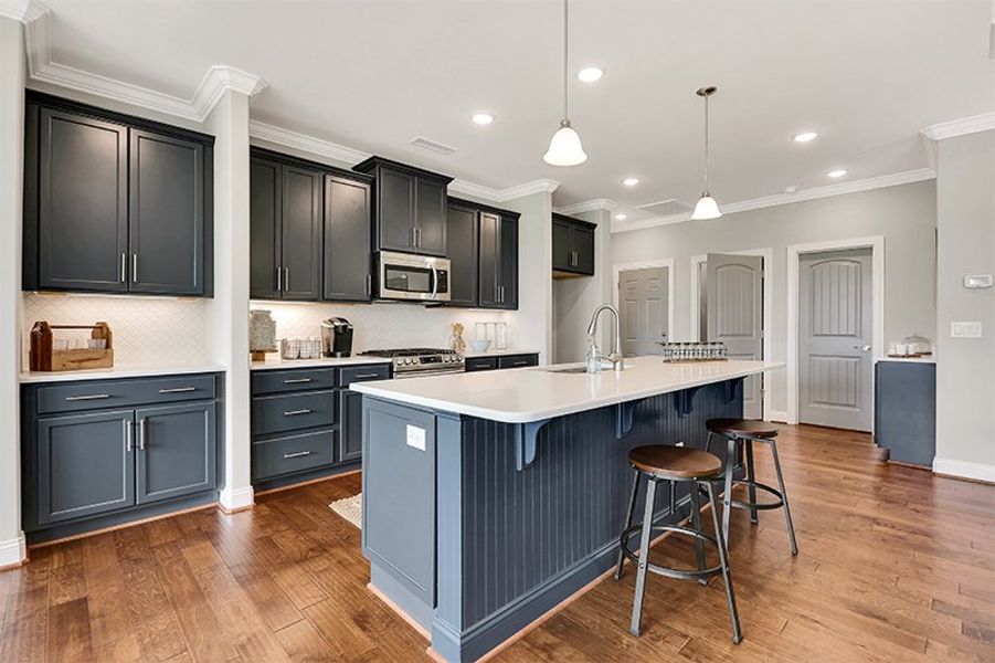 Shelter Bay, Kitchen