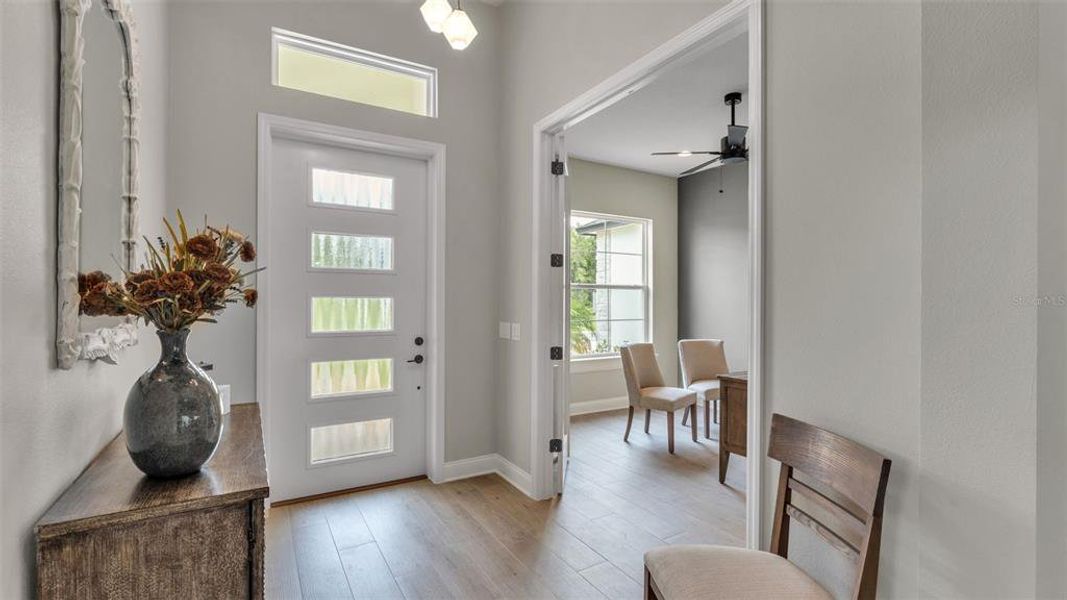 Furnished interior view inside a new home in , Lakeland (Image 34).