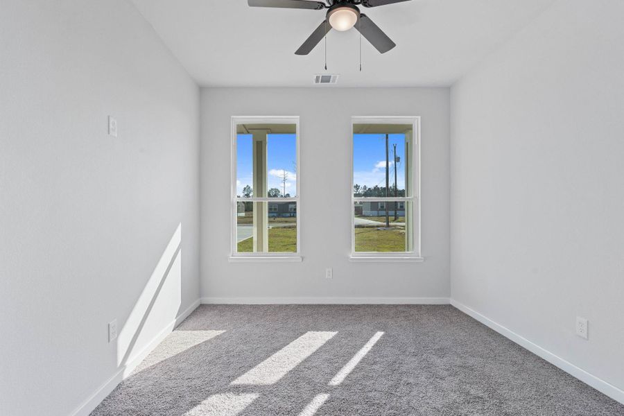 Spacious, unfurnished interior of a new home in , Conroe (Image 18).