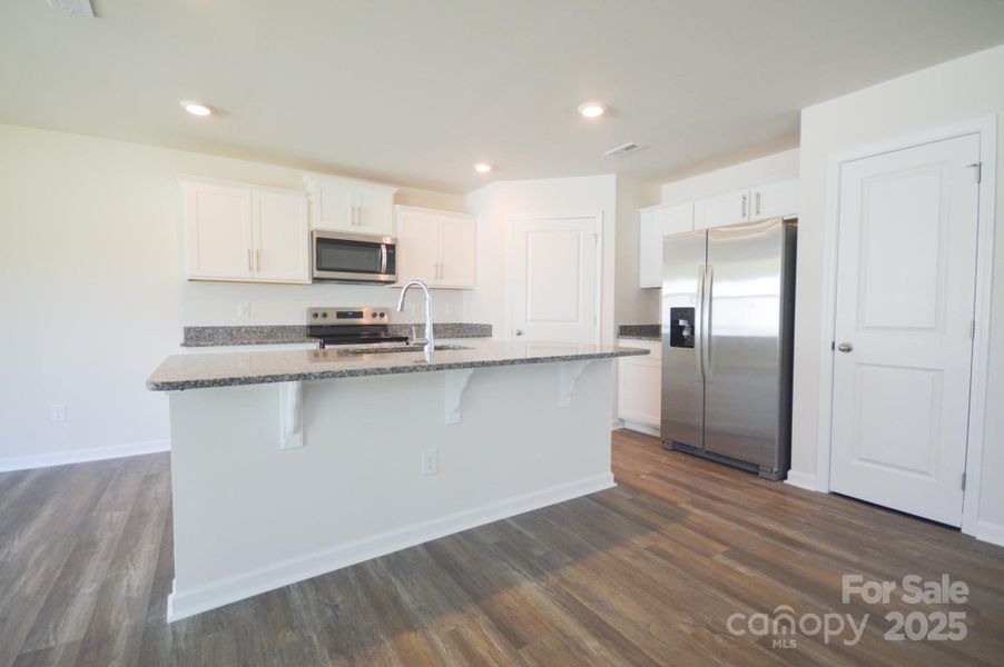 Photos are representative Photos are representative