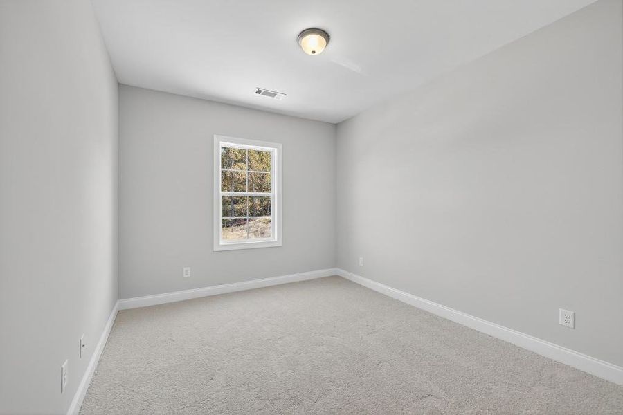 Spacious, unfurnished interior of a new home in Hemingway, Flowery Branch (Image 28).