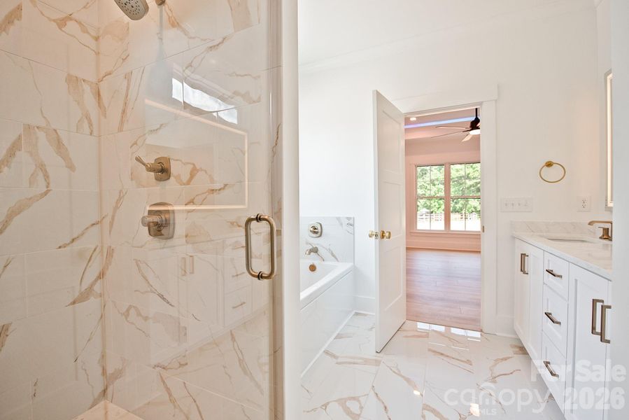 Image 47 of a home in .