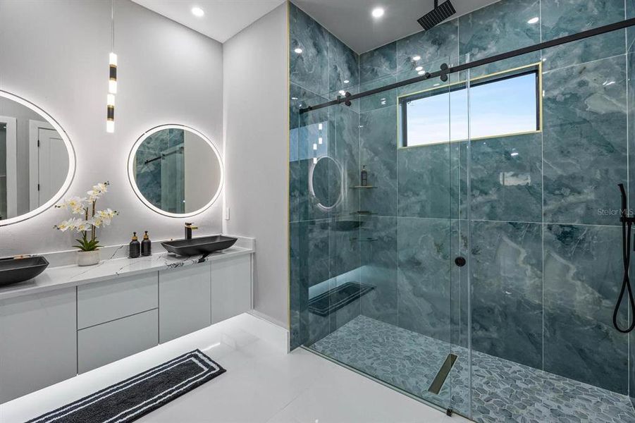 Furnished interior view inside a new home in , Cape Coral (Image 30).