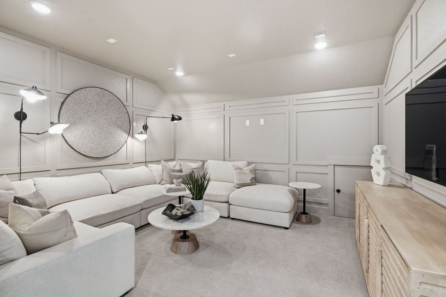 Representative furnished interior of a home built from the Gillett by Pulte Homes in Corley Farms, Boerne (Image 14).