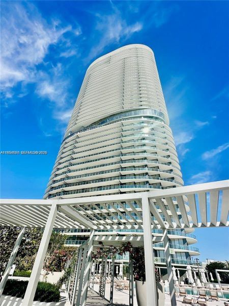 Condo located in Miami Beach, FL showcasing its design and architecture (Image 10). Condo located in Miami Beach, FL showcasing its design and architecture (Image 10).