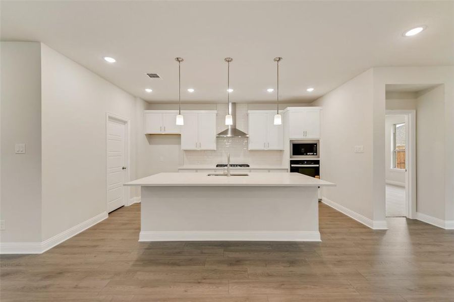 Furnished interior view inside a new home in Sutton Fields, Celina (Image 15).