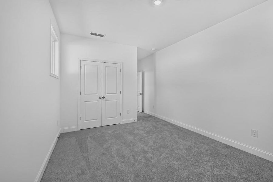 Spacious, unfurnished interior of a new home in Nichols Farm, Dacula (Image 21).