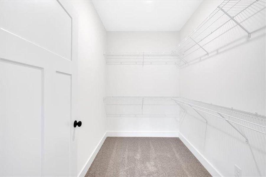 Spacious, unfurnished interior of a new home in , Cartersville (Image 21).