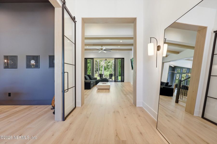 Spacious, unfurnished interior of a new home in , Ponte Vedra Beach (Image 26).