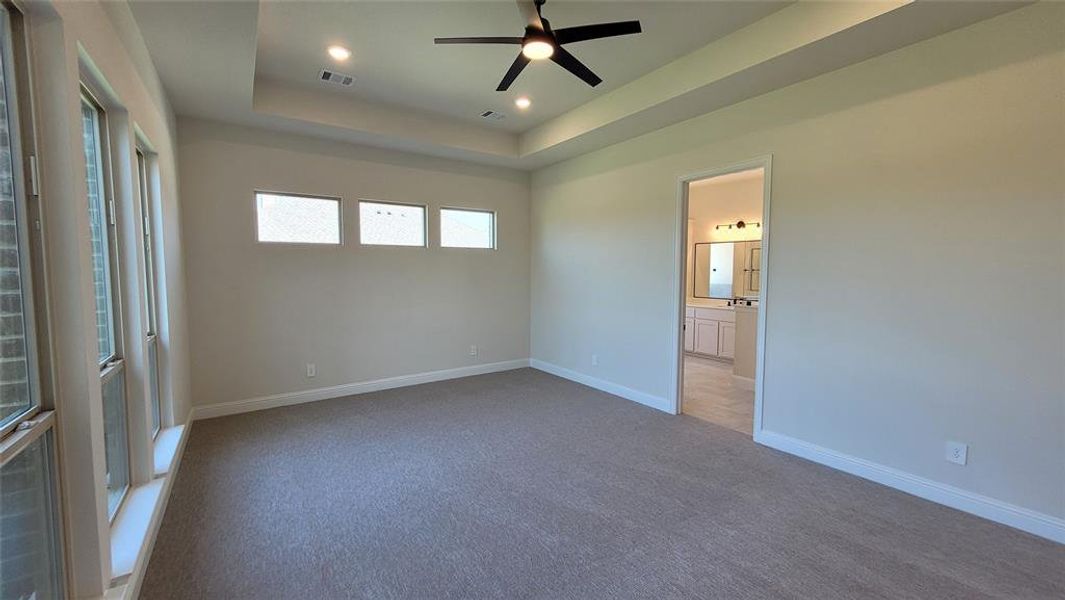 Spacious, unfurnished interior of a new home in , Red Oak (Image 15). Spacious, unfurnished interior of a new home in , Red Oak (Image 15).