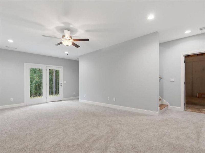 Spacious, unfurnished interior of a new home in , Talking Rock (Image 27).