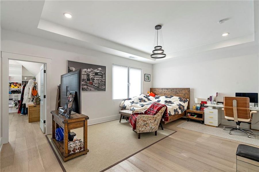 Furnished interior view inside a new home in , Lawrenceville (Image 34).