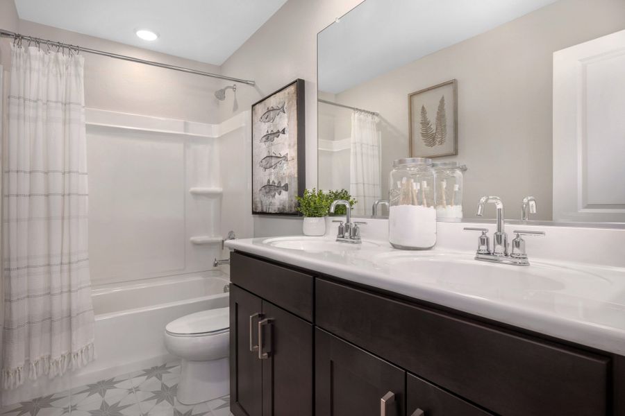 Bathroom | Clementine | Mandarin at Citrus Park | New Homes in Goodyear, AZ | Landsea Homes