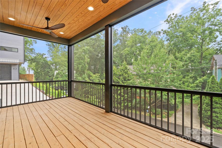 Image 21 of a home in .