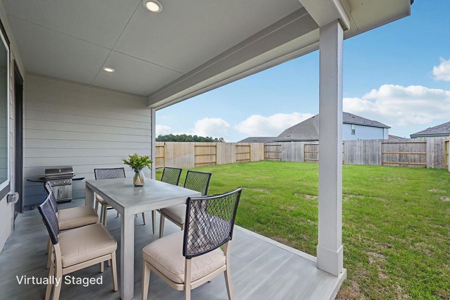 Furnished interior view inside a new home in Landing Meadows - Traditional Series, New Caney (Image 8). Furnished interior view inside a new home in Landing Meadows - Traditional Series, New Caney (Image 8).