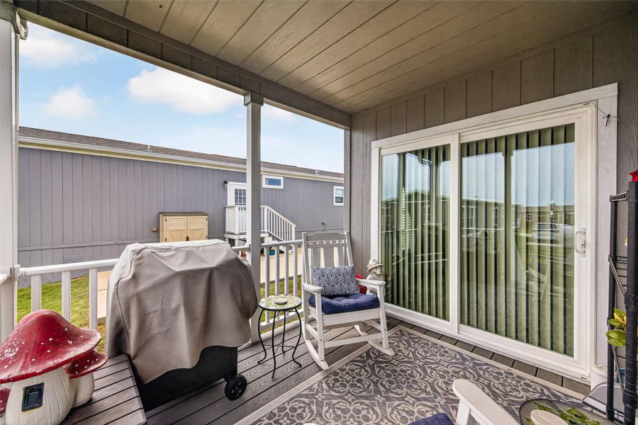 Exterior details and patio area of a home in , Willis (Image 26).