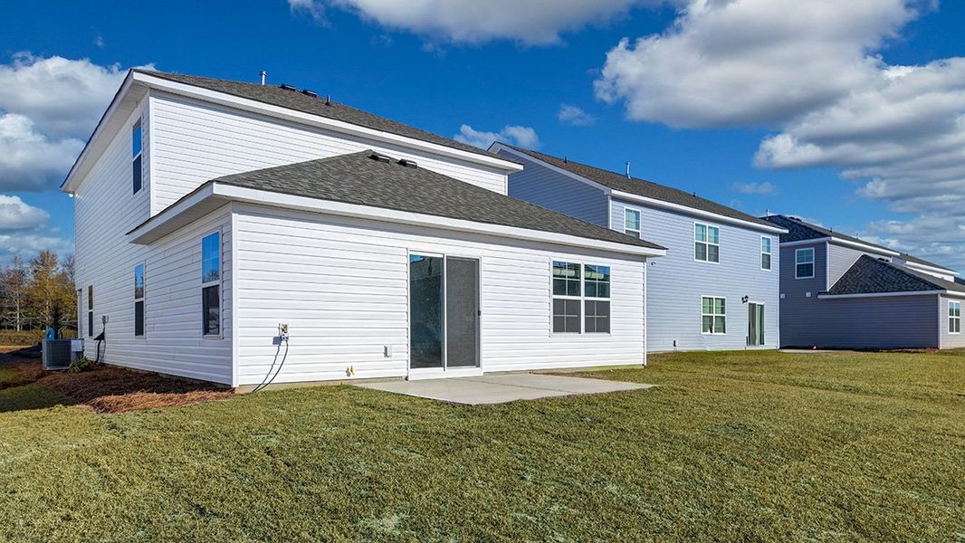 Exterior details and patio area of a home in Hunter's Branch, Hopkins (Image 4).