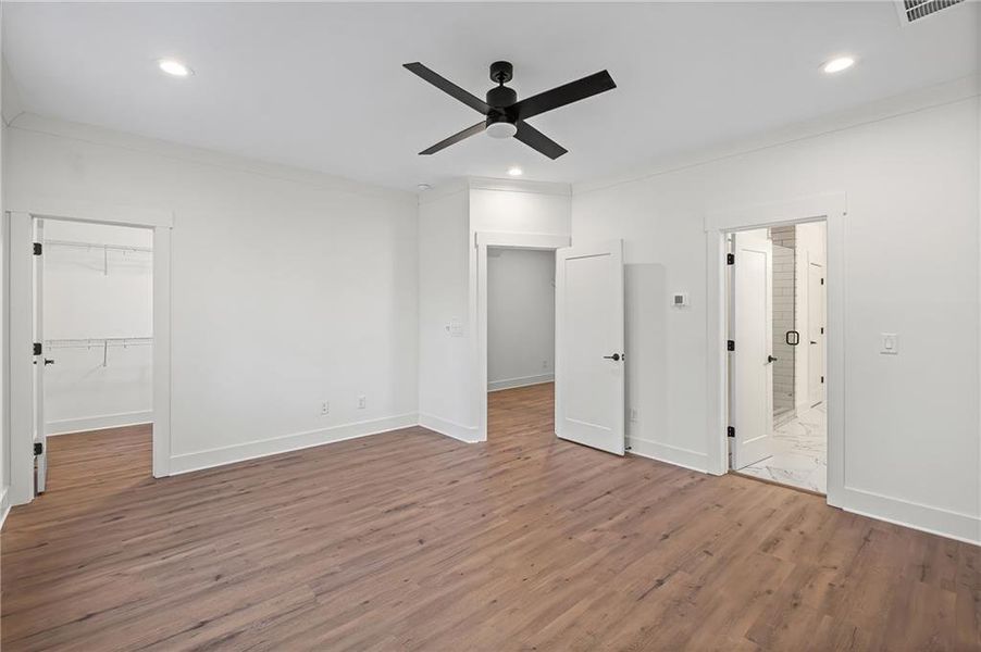 Spacious, unfurnished interior of a new home in Devin's Shire - A Kennesaw Tradition, Kennesaw (Image 31).