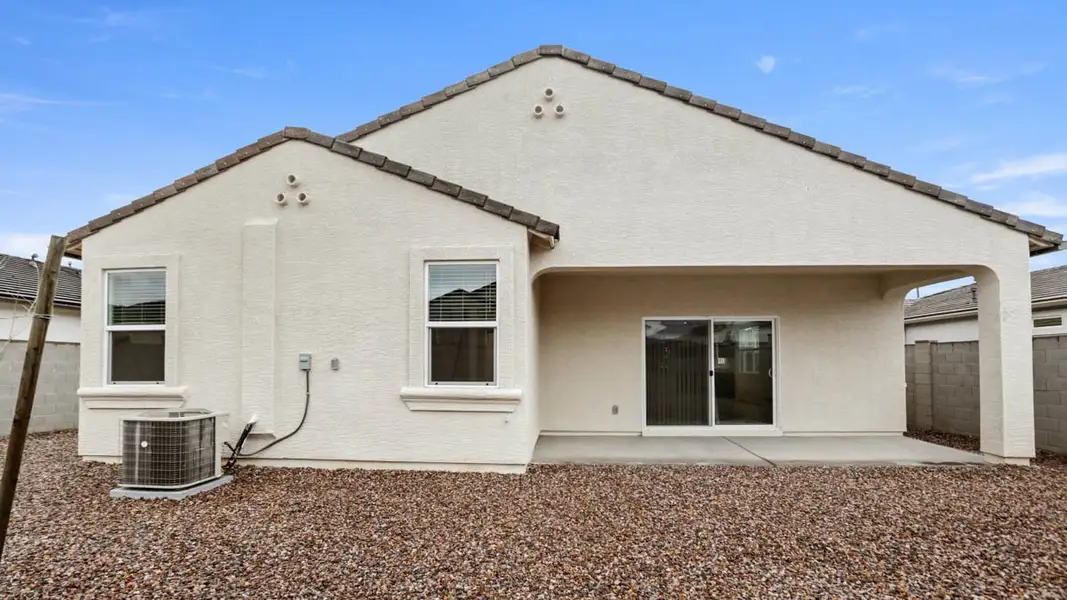 Exterior details and patio area of a home in Rio Rancho Estates, Wittmann (Image 3).