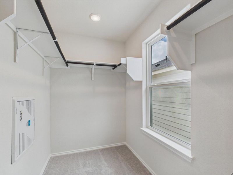 Spacious, unfurnished interior of a new home in Meadows at Oak Creek, San Antonio (Image 27). Spacious, unfurnished interior of a new home in Meadows at Oak Creek, San Antonio (Image 27).