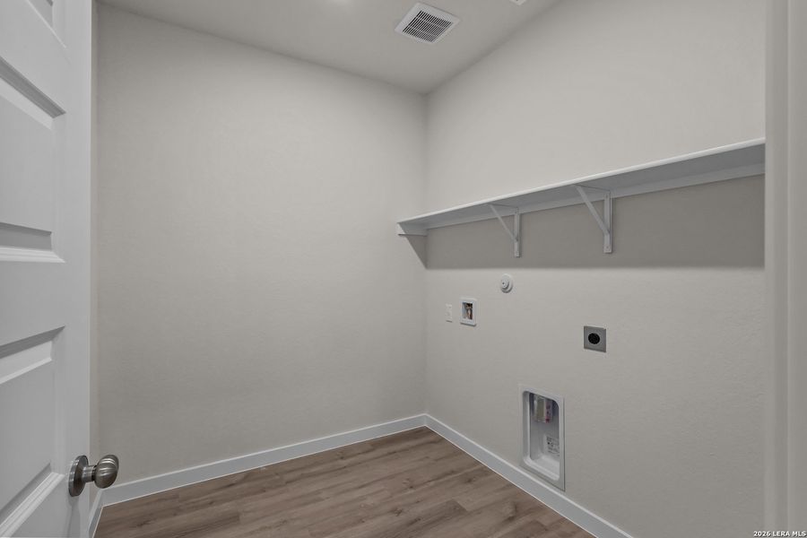 Spacious, unfurnished interior of a new home in Garden Grove, San Antonio (Image 32). Spacious, unfurnished interior of a new home in Garden Grove, San Antonio (Image 32).