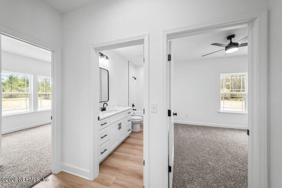 Spacious, unfurnished interior of a new home in , Sanderson (Image 27).