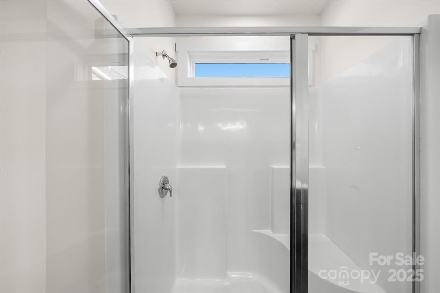 Close-up of interior finishes inside a home in , Hendersonville (Image 15). Close-up of interior finishes inside a home in , Hendersonville (Image 15).