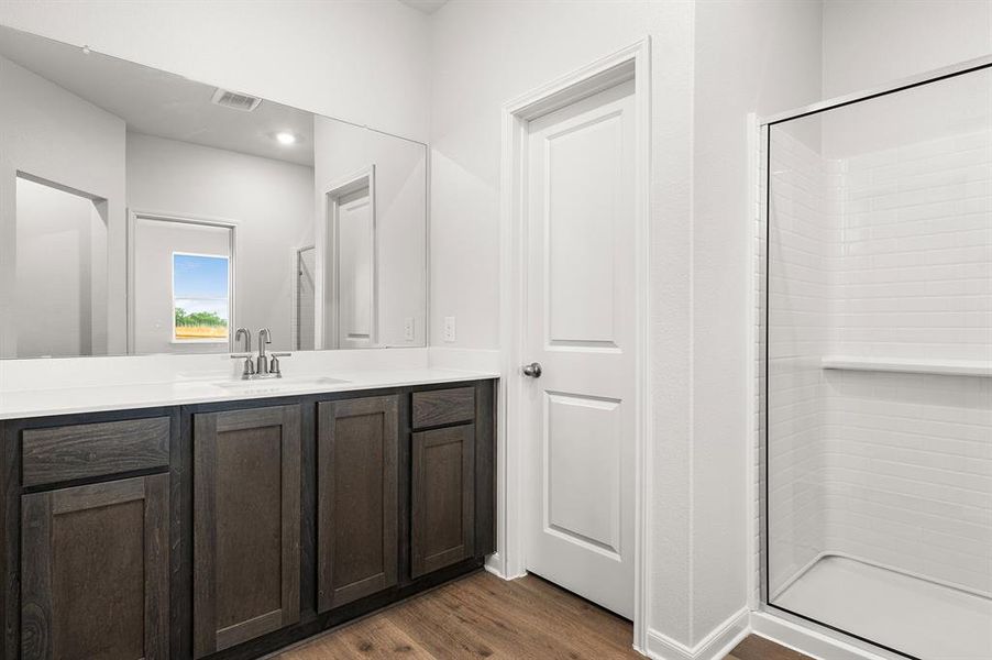 Furnished interior view inside a new home in Patriot Estates, Venus (Image 7).