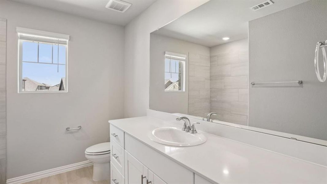 Photo is not of the actual home, but is an inspirational photo of builder’s model home and may depict options, furnishings, and/or decorator features that are not included. Photo is not of the actual home, but is an inspirational photo of builder’s model home and may depict options, furnishings, and/or decorator features that are not included.