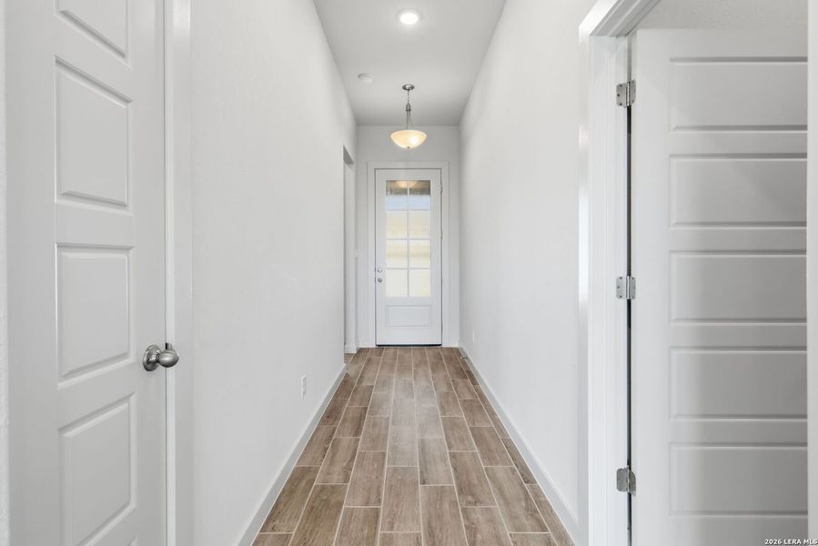 Spacious, unfurnished interior of a new home in Rhine Valley, Schertz (Image 21). Spacious, unfurnished interior of a new home in Rhine Valley, Schertz (Image 21).