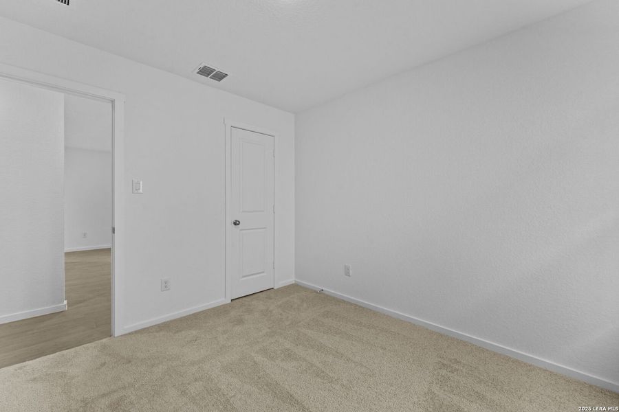 Spacious, unfurnished interior of a new home in Randolph Crossing, Converse (Image 12).