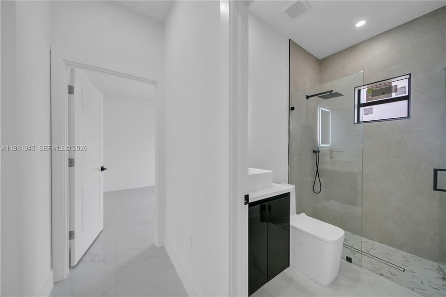 Furnished interior view inside a new home in , Lehigh Acres (Image 5).