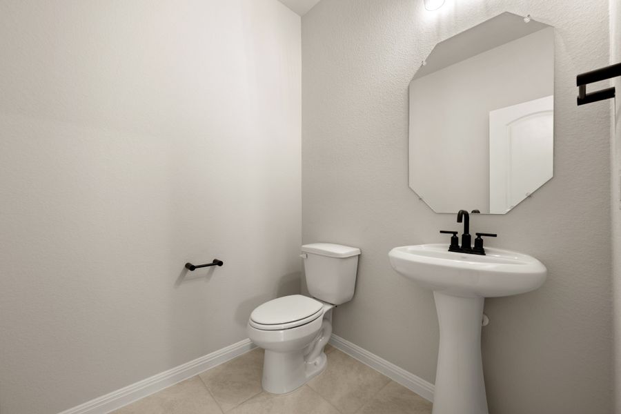Representative furnished interior of a home built from the Granbury by Ashton Woods in The Trails at Carmel, Pflugerville (Image 37).