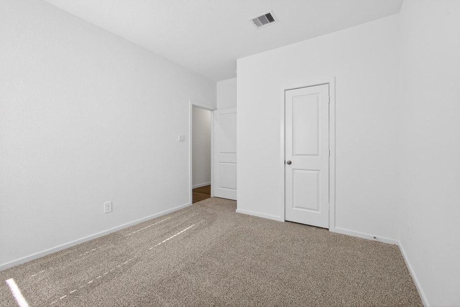 Spacious, unfurnished interior of a new home in Grand Pines, Magnolia (Image 31).