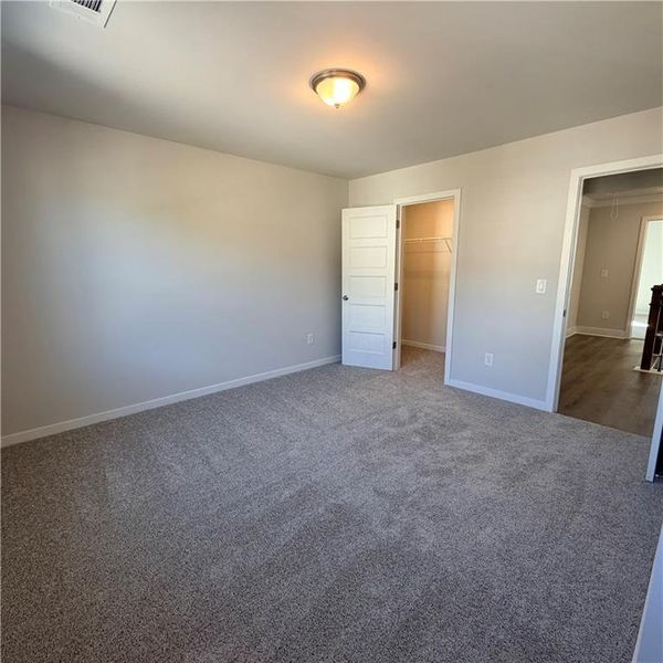 Spacious, unfurnished interior of a new home in Fowler Farms, Auburn (Image 28).