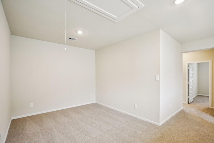 Spacious, unfurnished interior of a new home in Pinewood Trails - City Series, Atascocita (Image 37).