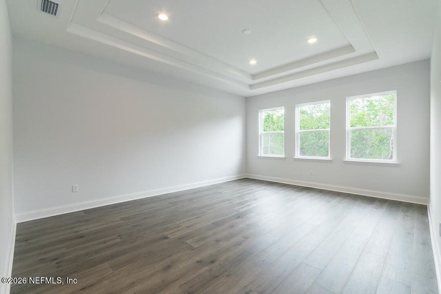 Spacious, unfurnished interior of a new home in , St. Augustine (Image 40).