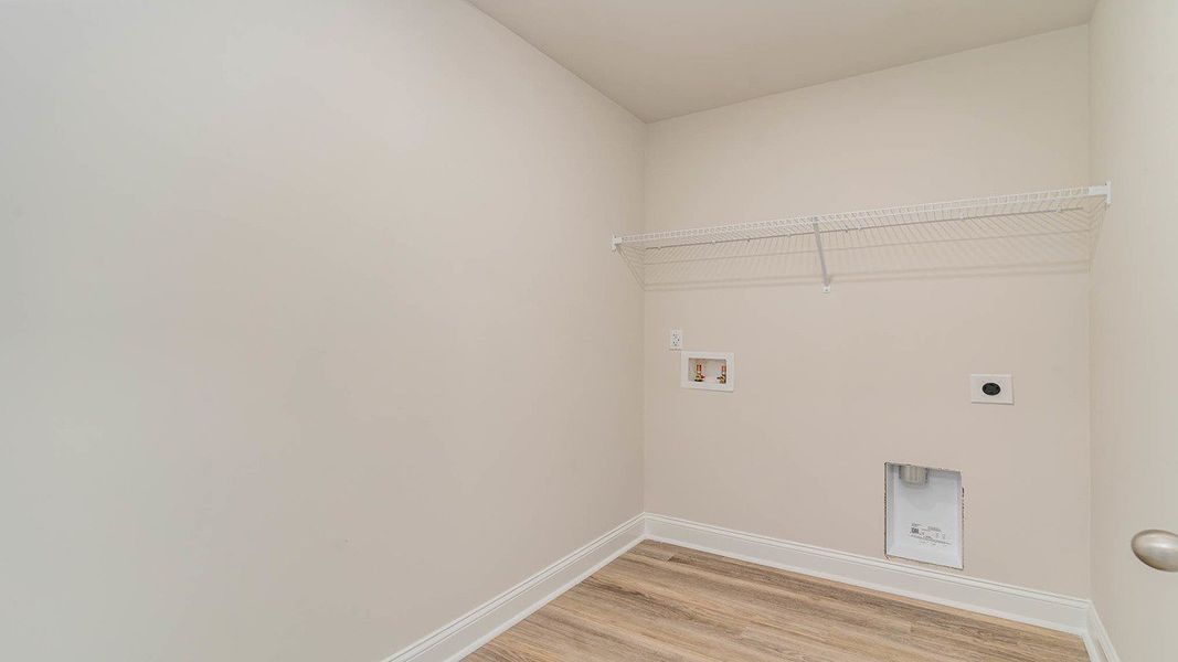 Representative unfurnished interior of a home built from the FORRESTER by D.R. Horton in Shell Pointe, Gilbert (Image 20).