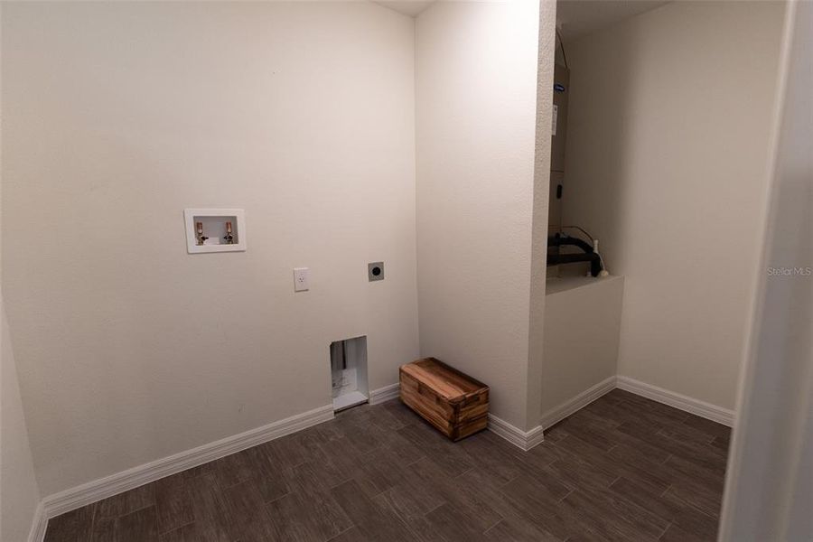 Spacious, unfurnished interior of a new home in Ocala, Ocala (Image 27).