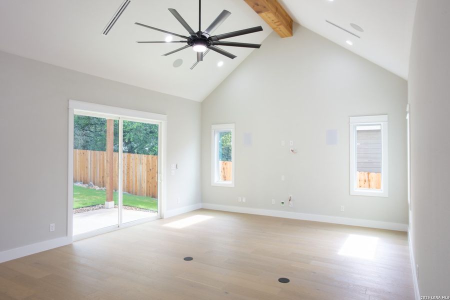 Spacious, unfurnished interior of a new home in , Spring Branch (Image 22).