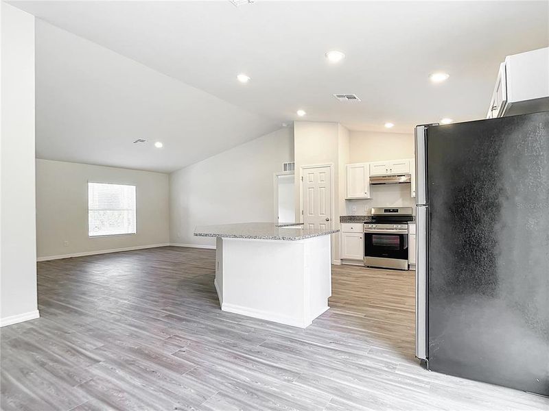 Image 21 of a home in .